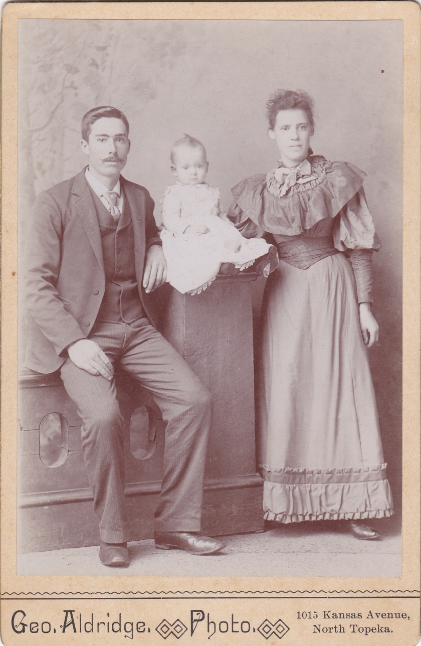 Shelby and Lillie Tincher Cook with infant - Names written on back of photo